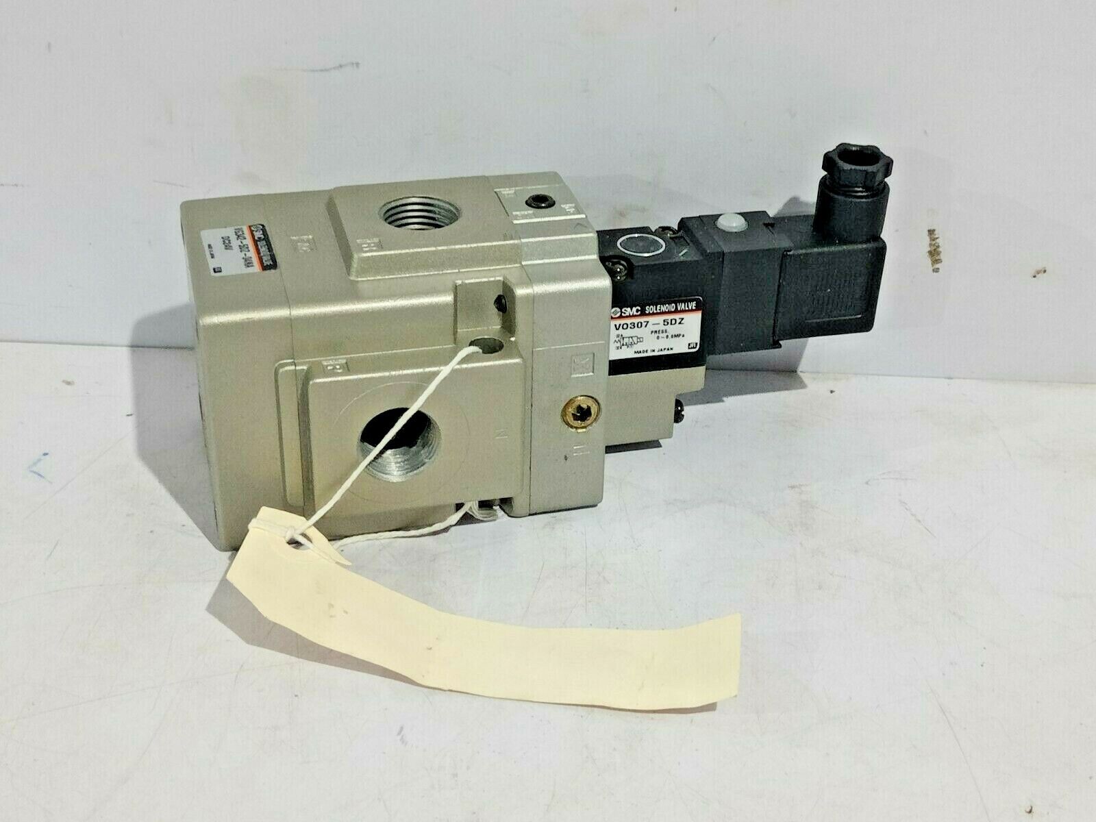 SMC VG342-5DZ-04NA Solenoid Valve DC24V VO307-5DZ Press 0-0.9MPa