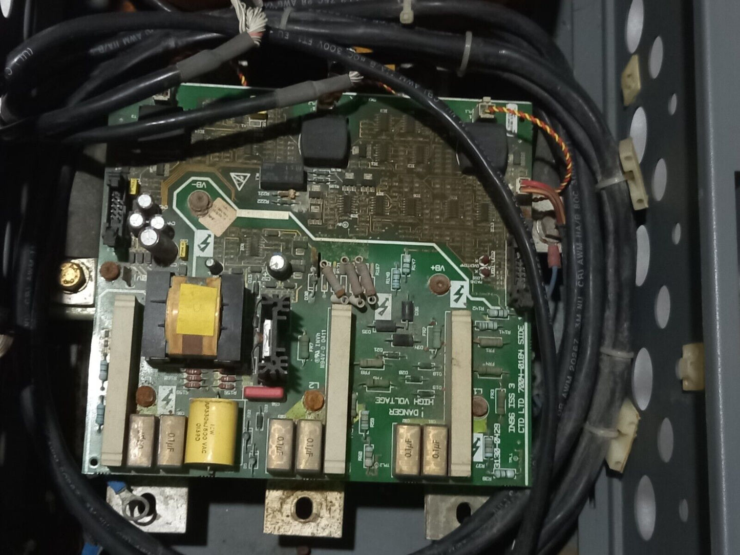 Control Techniques UNI5401 Power Module HW2 Unidrive Size 5 Power Module