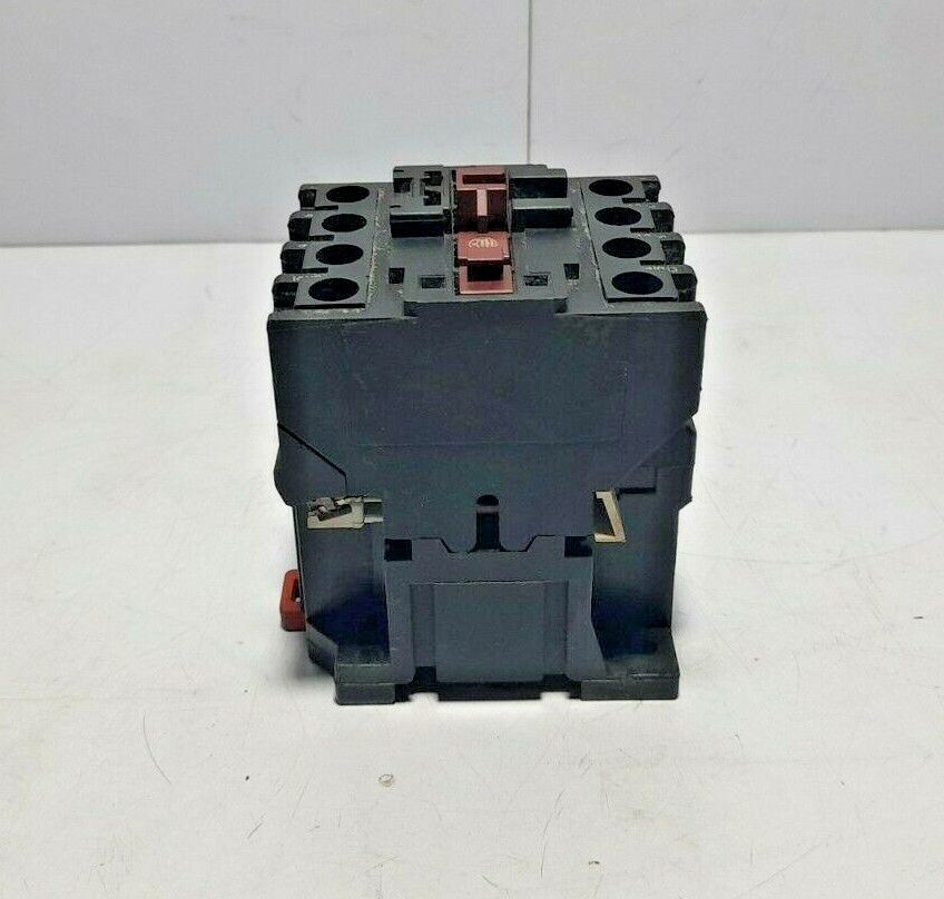Telemecanique LC1-D253-A65 Contactor LC1D253A65 LC1D253 A65 110V50Hz 110-120V60H