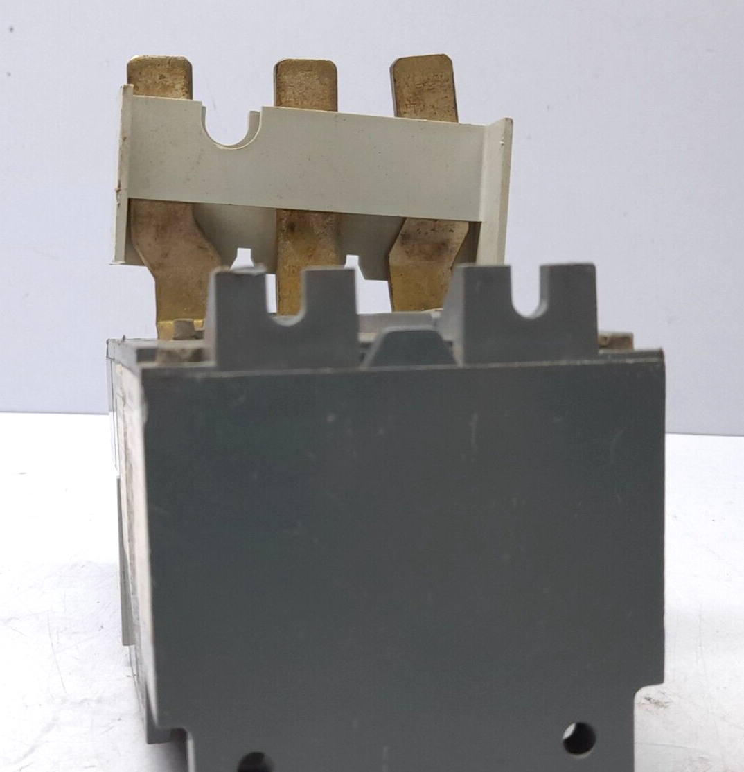 ABB TA110 DU Thermal Overload Relay Trip Class 10A Ui=660/690V