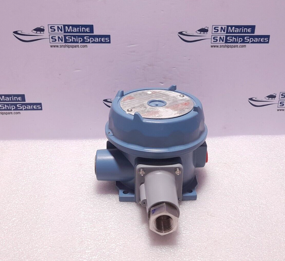United Electric J120-190 Pressure Switch J120190 Operating Range 5 To 30 PSI 0.3
