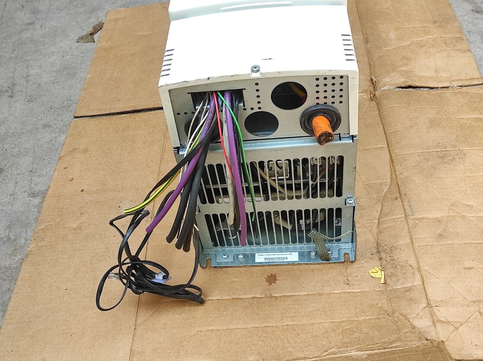 ABB ACS800-11-0050-5+N671+Q950 Drive