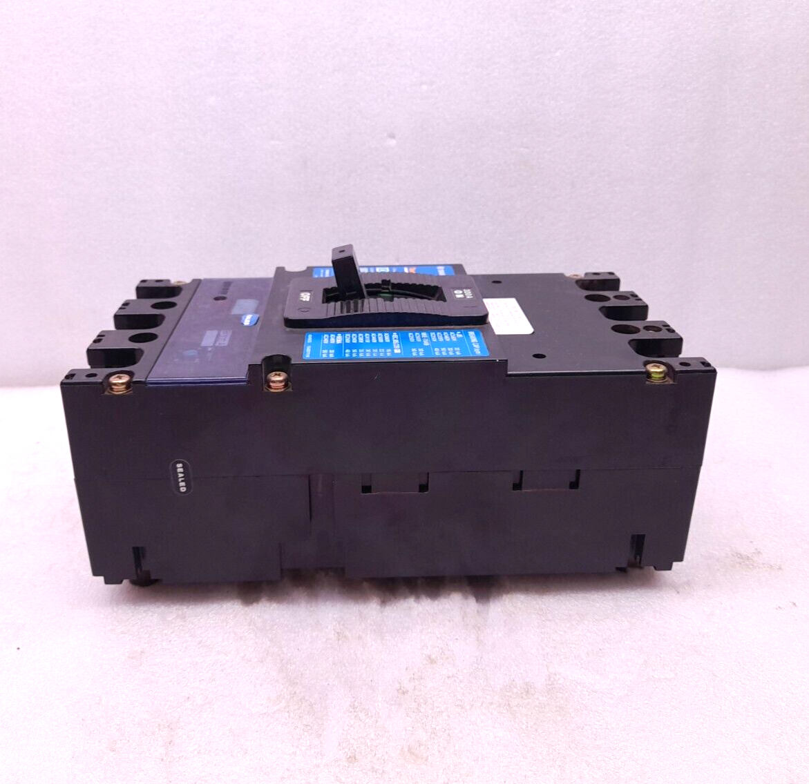 Terasaki XS400CS Tembreak Circuit Breaker 300A 3P AC600V DC250V