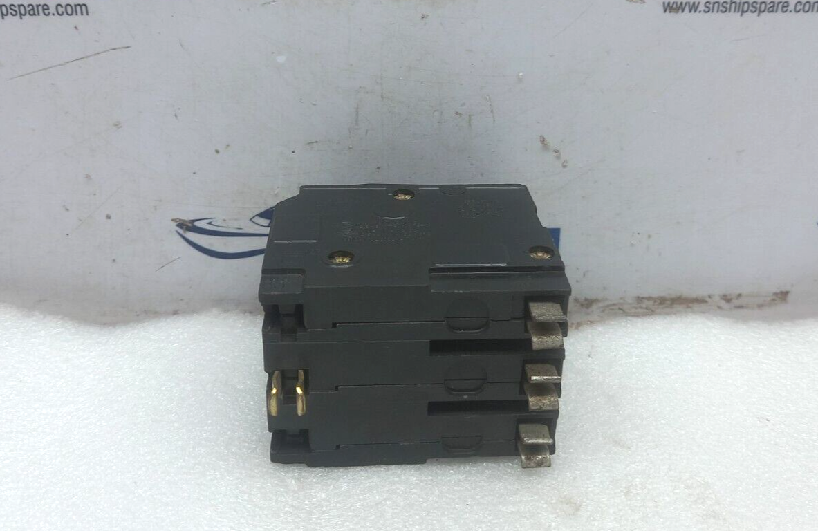 Square D QO Circuit Breaker 30 A 50/60 Hz 400C 10 kA 240V