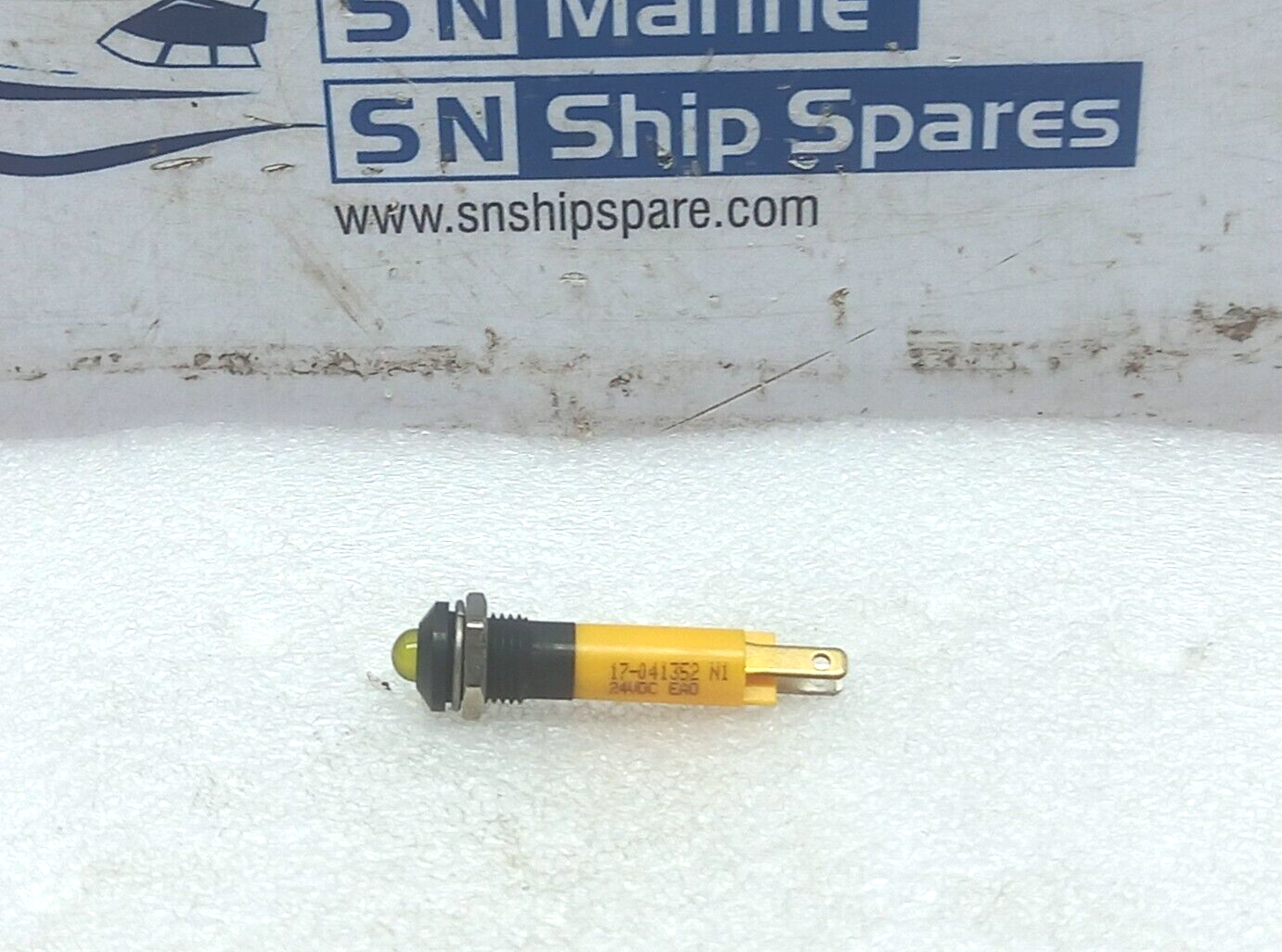 17-041352 Yellow Led Light 24VDC 22MA 8MM Hamworthy SN53-60 2PCs In Lot