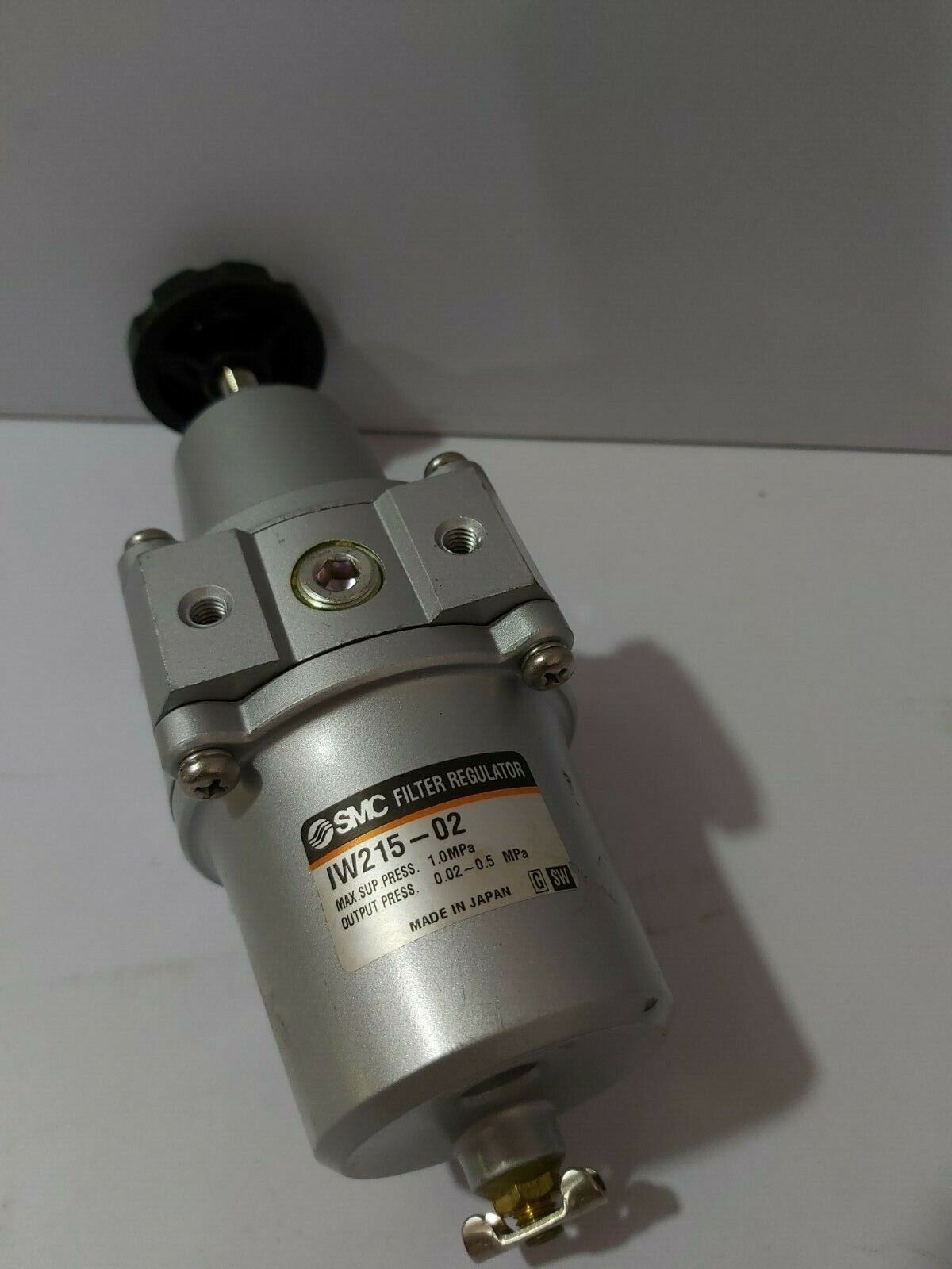 SMC FILTER REGULATOR IW215-02
